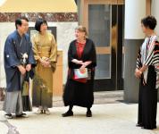 Reception 02.jpg 7.6K